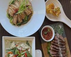 Thai Basil Cafe and Restaurant