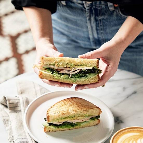 Turkey Avocado Sandwich