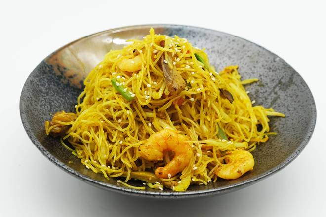 E37. Fried Vermicelli in Singapore Style w/Shrimp & Pork 星洲炒米