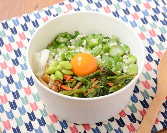 【弁当】NL1食分の野菜が摂れるネバネバご飯