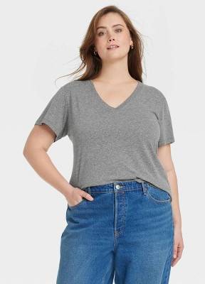 Women's Short Sleeve V-Neck T-Shirt - Universal Thread™ Heather Gray XXL: Relaxed Fit, Midweight Jersey, Pullover Style