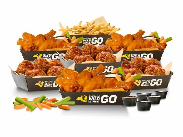 15 Boneless + 15 Bone-In Wings & Fries