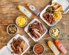Boomerang BBQ & Bistro (4081 Columbia St.)