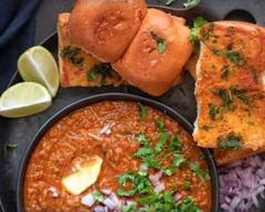 Bhukkad Indian Gujarati Snacks by Fanasia’s 