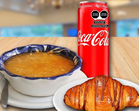 Sopa + Coca cola  + Pan