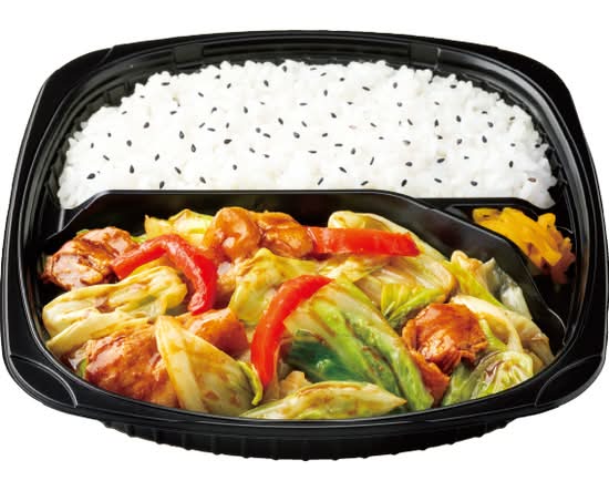 4種の醤仕立て！回鍋肉弁当～1日に必要な野菜の2分の1使用～ Twice-cooked pork bento with 4 kinds of sauces, using half of daily required vegetables