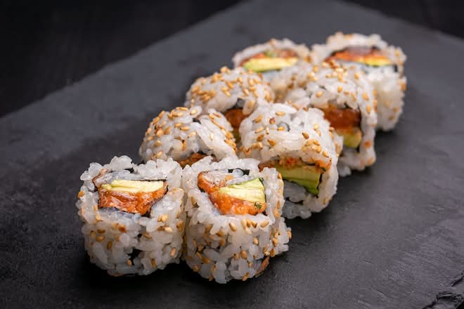 Spicy Salmon Roll