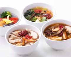 薬膳レストラン 10ZEN 青山 薬膳スープと野菜