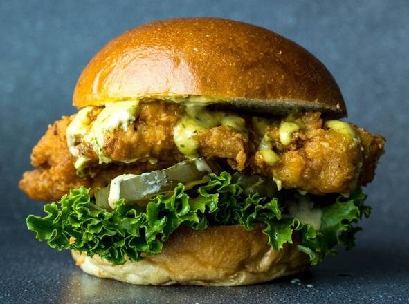 Pio Emo (Crispy Chicken)
