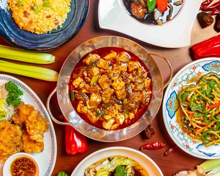 新風中国料理 蟹や海老など縁起物をふんだんに使用した特別コース 中国の春節