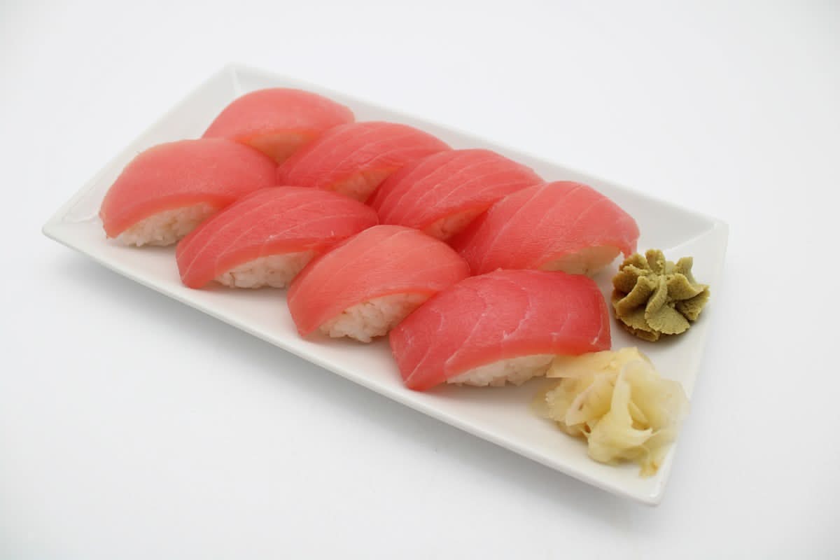 Jumbo Nigiri (Tuna)