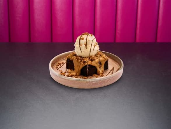 *NEW* Speculoos Brownie Stack