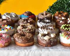 Munchin Donuts LM