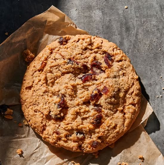Oatmeal Raisin with Berries Cookie