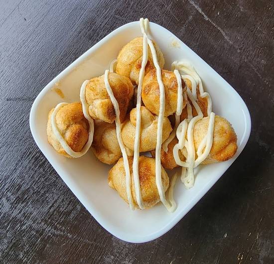 Cinnamon Knots - Full (13 ct)