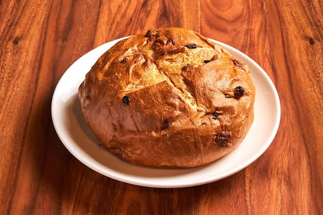 SEASONAL! Apricot & White Chocolate Brioche