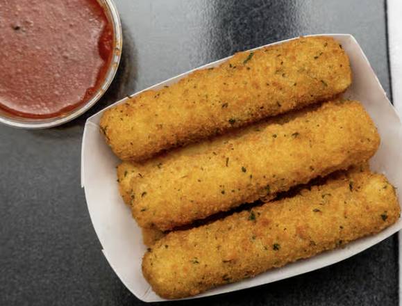 Mozzarella Sticks (5 pcs)