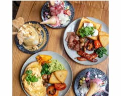 Twisted Sista Cafe & Gelateria Forest Hill
