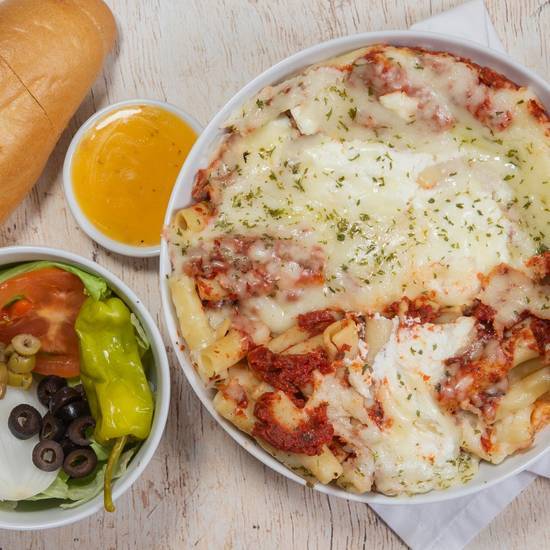 Baked Ziti w/ Ricotta & Mozzarella Cheese