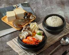 慢慢豆腐鍋｜韓式嫩豆腐鍋專門