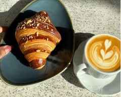 Prim's Cafe (1847 7th St. NW)