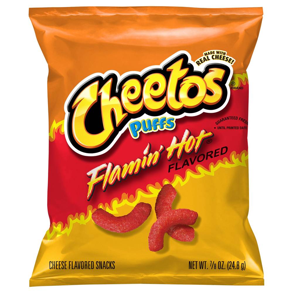 Cheetos Puffs Snacks (flamin' hot-cheese)