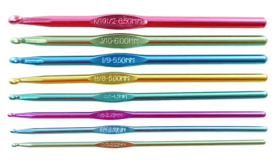 Loops & Threads Anodized Aluminum Crochet Hook Set, Assorted (8 ct)