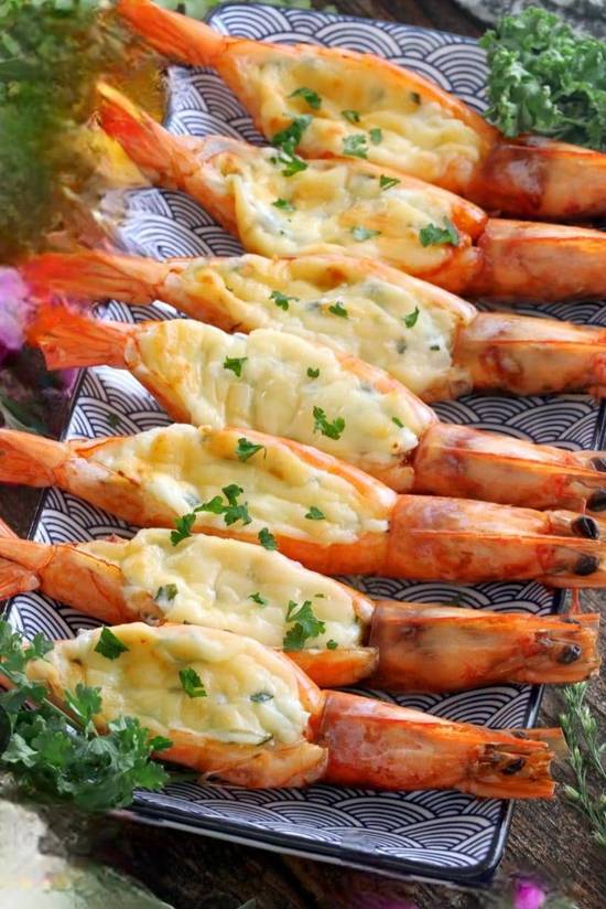 Jumbo Shrimp Tailon (6 pcs) over rice