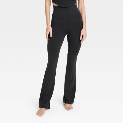 All In Motion Everyday Soft Ultra High Rise Flare Leggings, Women, S, Black