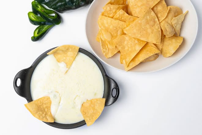 Chips & Queso