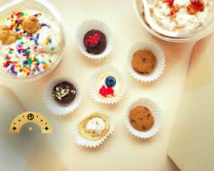 Dessert Queen (806 E University Blvd)
