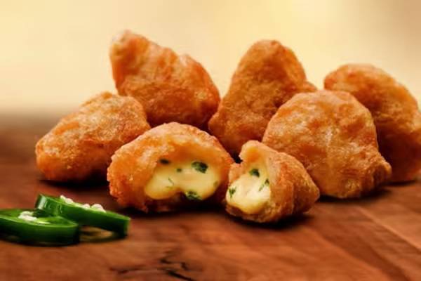 Nuggets de Cheddar y Jalapeños