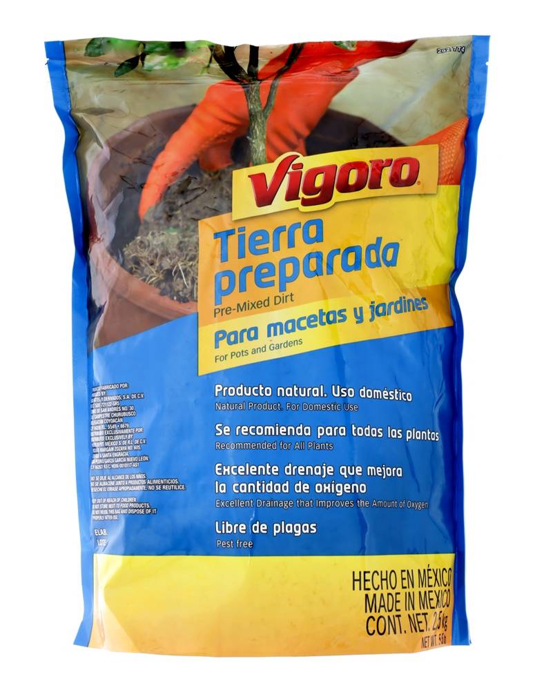 Vigoro · Tierra preparada para macetas y jardines café