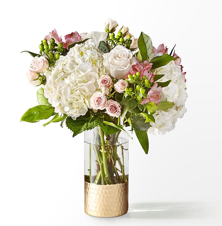 CLASSIC IVORY EXQUISITE A FLORIST ORIGINAL