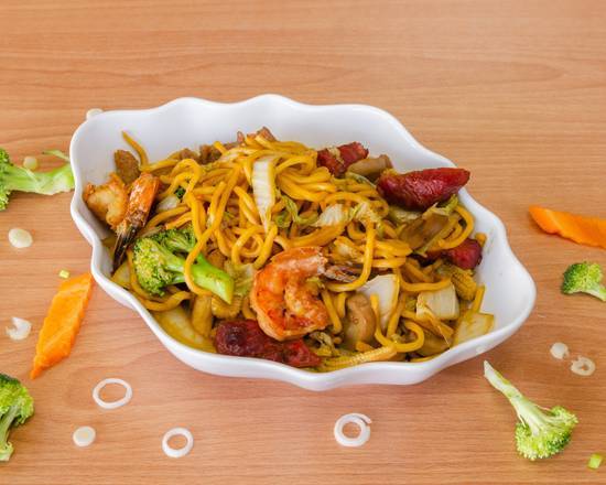 Lo mein mixto