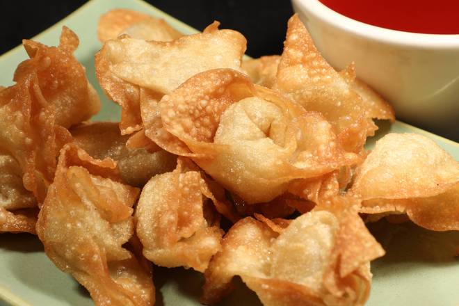 Fried Wontons with Sweet and Sour Sauce (Chicken)