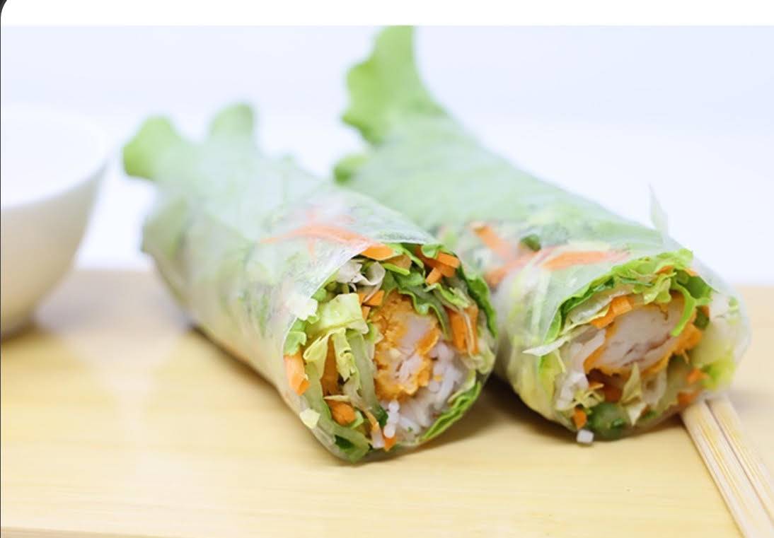 102- Summer roll poulet pané