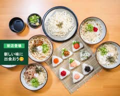 【おにぎり&うどんのお店】米と麦