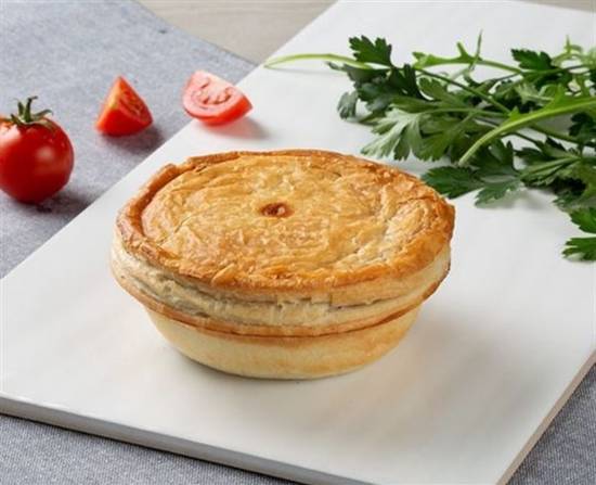 Beefy's Signature Steak Pie