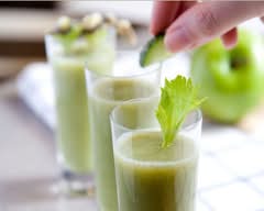 醫療靈媒不加一滴水的西芹汁 忠孝店