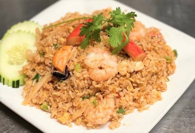 114. Thai Fried Rice Seafood.