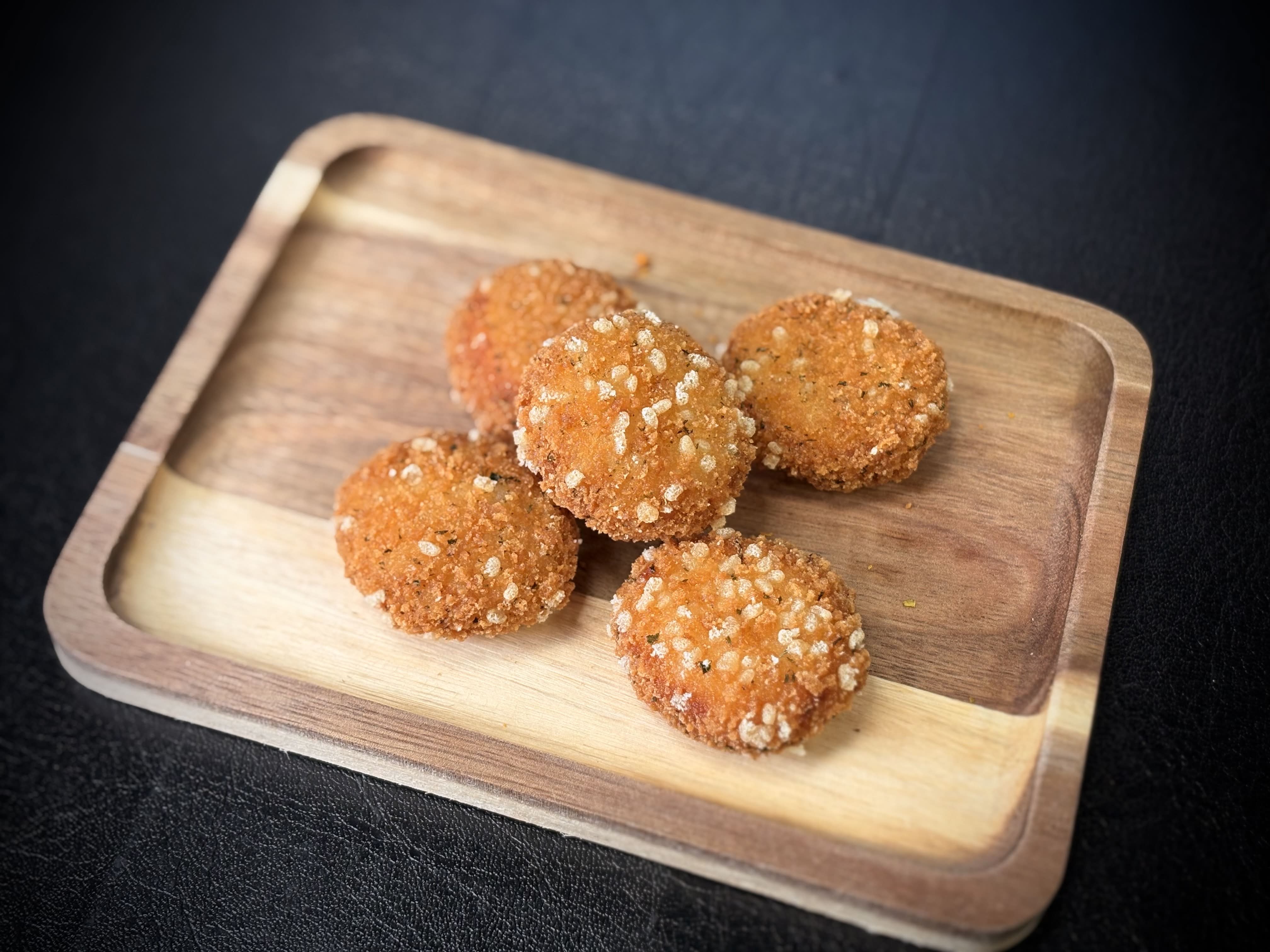 Camembert bites