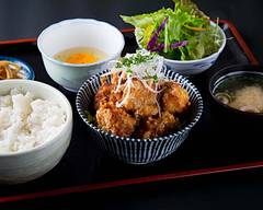 アジアンダイニング居心地酒場 くつろぎ