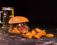 MAD Burger and Beer