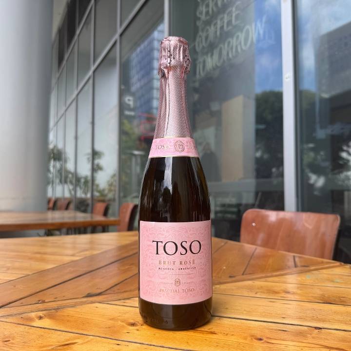 Pascual Toso Brut Rose NV, 750 mL Sparkling Wine Bottle (11.5% ABV)