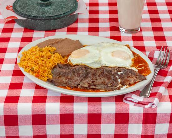 Chilaquiles Con Carne