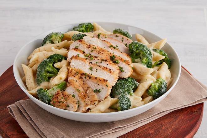 Chicken & Broccoli Pasta