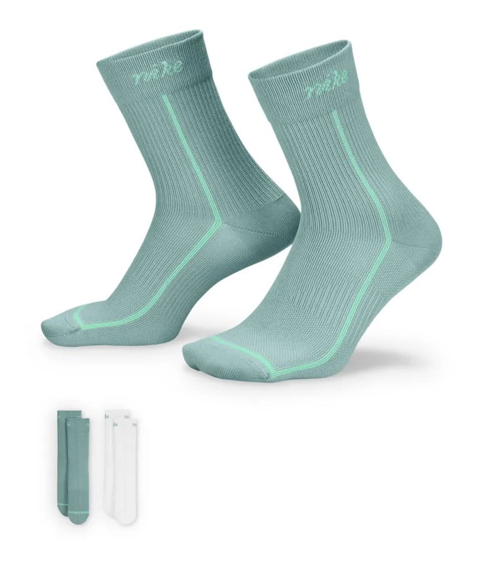 Nike Everyday Plus Lightweight Women's Crew Socks - 2 Pack (Teal/White M)
