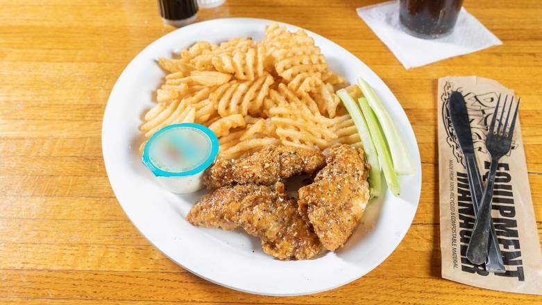Order 3 Pc Breaded Chick Basket food online from Dick's Wings store, Mayport on bringmethat.com