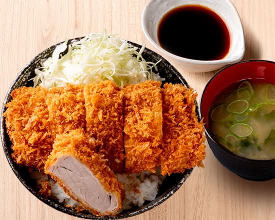 熟成ヒレ一本新潟タレかつ丼～わかめ味噌汁セット～